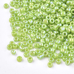 Opaque 12/0 rocailles de verre&nbsp;SEED-S023-01C-04