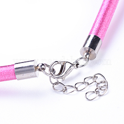 Collier en soie&nbsp;X-R28ER041