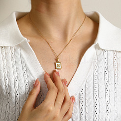 Colliers à pendentif rectangulaire en acier inoxydable 304 avec initiale en coquillage blanc naturel pour femmes&nbsp;FS-WGB5EDA-05