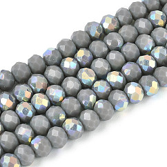 Brins de perles rondelles en verre opaque plaqué couleur AB, facette, grises , 4.5x3.5mm, Trou: 0.7~1mm, Environ 108~116 pcs/chapelet, 14.76~16.73'' (37.5~42.5 cm)