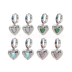 Pendientes colgantes de aro en forma de corazón con circonitas cúbicas micro pavé de latón y cuentas de ojo de gato.&nbsp;KK-CBAD9DF-01P