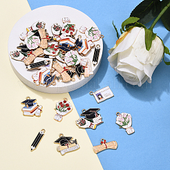 32 pièces 8 styles pendentifs en alliage émail pour la saison de remise des diplômes&nbsp;ENAM-YW0005-72