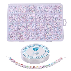 1200 pièces kits de bracelets extensibles en perles acryliques bricolage pour la journée des enfants, y compris les perles rondes plates et le fil de cristal élastique transparent, lettre et coeur, blanc, 7x7x3.5mm, Trou: 1.8mm, 1200 pcs / boîte