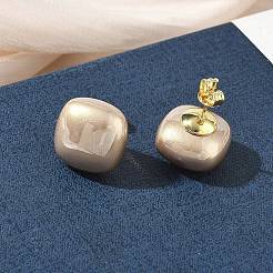 Orecchini a perno da donna in ottone e plastica ABS con perle artificiali.&nbsp;PL-CBA760A-03B-G03