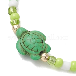 Bracelet extensible composé de 7 perle de turquoise synthétique teintée et de perles d'hématite synthétique non magnétiques électroplaquées.&nbsp;BJEW-JB13428