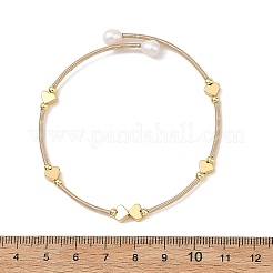 Brazaletes abiertos con perlas naturales de agua dulce y corazón de latón para mujer.&nbsp;BJEW-JB14228