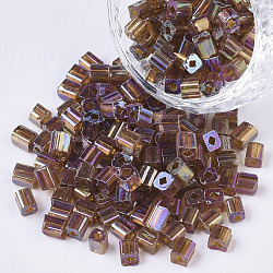 6/0 perles de rocaille en verre, couleurs transparentes arc, trou carré, cube, selle marron, 6/0, 3~5x3~4x3~4mm, Trou: 1.2~1.4mm, environ 4500 pcs / sachet 