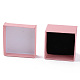正方形の厚紙リングボックス  内部のスポンジ  ピンク  2x2x1-3/8インチ（5x5x3.5cm） CBOX-S020-02-4