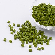 Куб непрозрачным цвета стекла бисер SEED-R026-A02