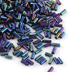 Perles de bugle en verre plaqué, iris, bleu plaqué, 4~4.5x2mm, Trou: 1mm, environ 450 g /sachet , 14000 pcs /sachet 