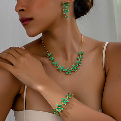 Collana con ciondolo in ottone smaltato a forma di fiore e orecchino a perno e bracciale a maglie&nbsp;FS-WG6CF2D-02