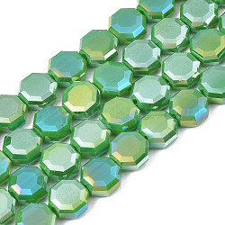 Cuentas de vidrio opaco electrochapa color sólido hebras, color de ab chapado, medio chapado, facetados, octágono, verde mar, 7~8x7~8x4mm, agujero: 1.2 mm, aproximamente 72 pcs / cadena, 20.47 pulgada (52 cm)