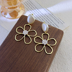 Pendientes colgantes de perlas de imitación de plástico y aleación de flores&nbsp;FS-WG6080C-01