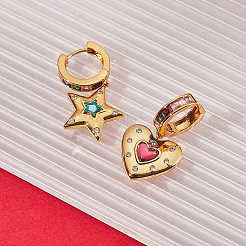 Aretes colgantes de argolla con corazón y estrella de circonitas cúbicas de colores&nbsp;JE922A
