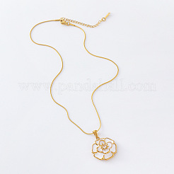 Collier avec pendentif en forme de fleur en émail blanc&nbsp;MA8208-2