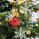 SuperZubehör 60 Stück 3 Größen Weihnachten weiße Schneeflocken-Ornamente Weihnachtsbaumschmuck Kunststoff glitzernde Schneeflocken-Ornamente mit Loch zum Aufhängen für Winterdekorationen Baum Fenster Tür Zubehör AJEW-FH0003-78-5