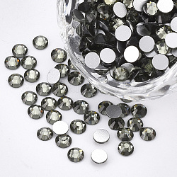 Cabochons de strass dos plat en verre, dos plaqué, facettes demi-rond, diamant noir, ss20, 4.6~4.8x2 mm, environ 1440 PCs / sac