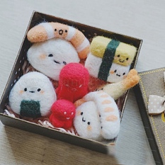 Boîte cadeau imitation sushi kit de feutrage à l'aiguille DIY-D065-09P