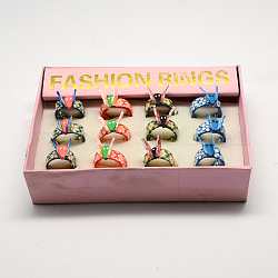 Handgefertigte Schmetterlings-Fingerringe aus Fimo, Breitbandringe, Mischfarbe, 16 mm, 12 Stück / Karton