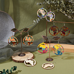 Création de boucles d'oreilles pendantes avec une carte de l'Afrique&nbsp;DIY-PH0007-06