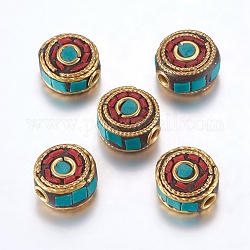 Perles Indonésiennes manuelles, avec les accessoires en laiton, sans nickel, plat rond, brut (non plaqué), rouge, 12x6~7.5mm, Trou: 2mm