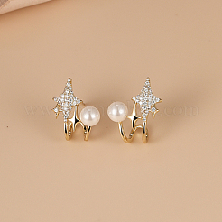 Orecchini a bottone a stella in ottone con perla di conchiglia&nbsp;SG5479
