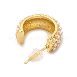 Pendientes de tuerca de latón en forma de C con revestimiento de rejilla con cuentas de perlas de imitación de plástico para mujer&nbsp;EJEW-G342-07G