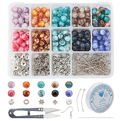 Ensembles de fabrication de boucles d'oreilles et de bracelets sunnyclue DIY, y compris la cuisson des perles de verre peintes, Crochets d'oreille en laiton, perles d'espacement en laiton et alliage, Fil cristal, fil élastique, ciseaux en acier et aiguilles à perles en fer, couleur mixte, perles de verre: 8~8.5 mm, Trou: 1.5mm, 200 pièces / kit
