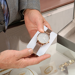 Fusselstoff armband kissen schmuckAusstellungsständers&nbsp;BDIS-WH0008-03B