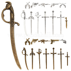 Sunnyclue 24-teiliges Schwert- und Pistolen-Anhänger-Set für die Schmuckherstellung, einschließlich tibetanischer Legierungsanhänger für Schwert und Waffe, antike Bronze & antikes Silber, 24 Stück / Karton