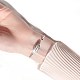 ファッション女性の真鍮の袖口の腕輪  羽  プラチナ  内径：2-1/4インチ（5.7cm） BJEW-BB59651-A-2
