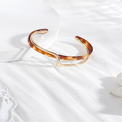 1 Stück Manschettenarmbänder aus Messingharz für Damen&nbsp;BJEW-LP0002-26A