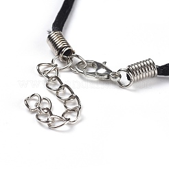 Fabrication de collier en fil de nylon&nbsp;MAK-WH0004-01