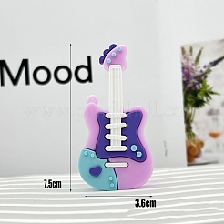 Gitarrenanhänger aus PVC-Kunststoff&nbsp;PW-WG9F2F7-01