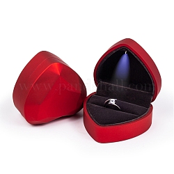 Boîtes de rangement pour anneaux en plastique en forme de coeur, coffret cadeau pour bague à bijoux avec intérieur en velours et lumière LED, rouge, 7.15x6.4x4.35 cm