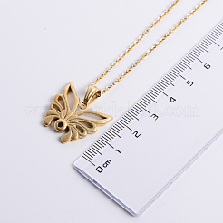 Elegantes collares colgantes de mariposa hueca de acero inoxidable para mujer&nbsp;QP5237