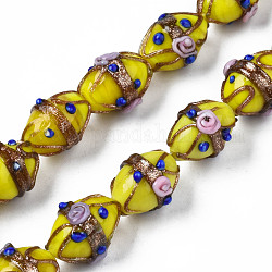 Fili di perline murano con sabbia oro fatto a mano, ovale con fiore, giallo, 16~17x13~15x12~13mm, Foro: 1.4~1.8 mm, circa 30pcs/filo, 19.69 pollice (50 cm)