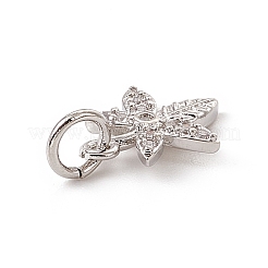 Blatt-Anhänger mit Mikropavé aus Messing mit klaren Zirkonia-Blättern&nbsp;ZIRC-F132-42P