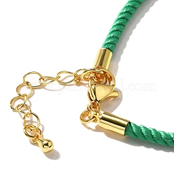 Fabrication de colliers en cordon de nylon Milan&nbsp;MAK-M028-01G-02