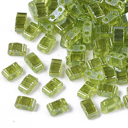 2ホールガラスシードビーズ  透明色光沢  長方形  黄緑  4.5~5.5x2x2~2.5mm  穴：0.5~0.8mm
