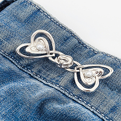 6 Stück verstellbare Jeans-Anstecker in Herzform&nbsp;FIND-LP0007-80