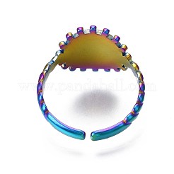 Anillo de puño plano y redondo de acero inoxidable 304 de color arcoíris con inicial&nbsp;RJEW-S405-139