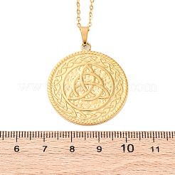 Collane con ciondolo in acciaio inossidabile 304 con nodo della trinità e tondo piatto&nbsp;NJEW-H059-03G