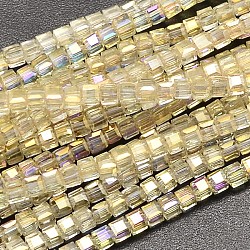 Cubo sfaccettato pieno arcobaleno placcato in vetro trasparente placca fili di perline, giallo oro chiaro, 2.5x2.5x2.5mm, Foro: 0.8 mm, circa 185pcs/filo, 15.7 pollice