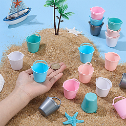 18 pièce de 6 couleurs seaux miniatures en plastique ornements&nbsp;DJEW-GA0001-98