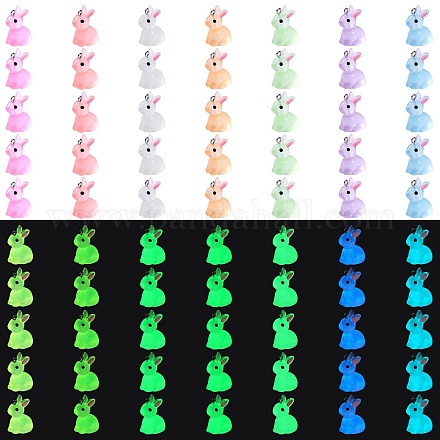 70 Stück 7 Farben leuchtende transparente Harzanhänger RESI-SZ0003-35-1