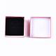 厚紙のジュエリーボックス  リングのために  ピアス  ネックレス  内部のスポンジ  正方形  ピンク  5~5.1x5~5.1x3.3~3.4cm CBOX-S021-002B-3