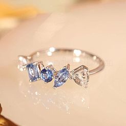 Bagues rectangulaires en laiton avec œil de cheval et triangle micro pavé en oxyde de zirconium transparent et bleu pour femmes&nbsp;FS-WG723F9-04