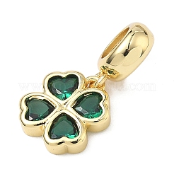 Anhänger zum St. Patrick's Day aus Messing mit Zirkonia-Fassung in Kleeblattform (europäischer Stil)&nbsp;KK-P345-04G-01