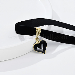 Chokerhalsketten aus schwarzem Samt mit Herzanhänger aus Emaille für Damen&nbsp;NJEW-WH20014-01B